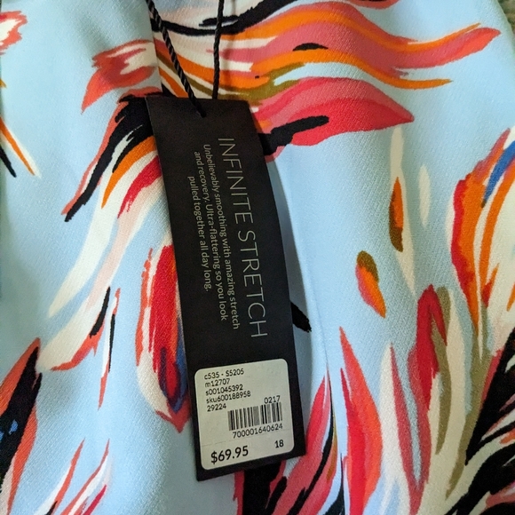 NEW Lane Bryant Size 18 Infinite Stretch Skirt Blue Floral Straight Belted 163B - Picture 5 of 8